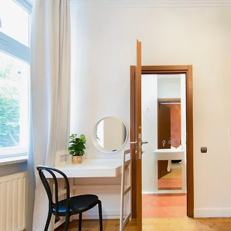 Collosal 6 bedroom apartment Słowackiego avenue Cracovia Exterior foto
